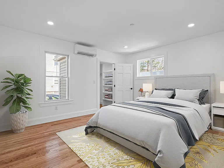 234 Walden St — Photo 4