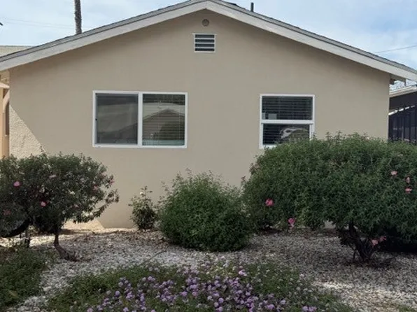 7513 Topeka Dr, Reseda, CA 91335