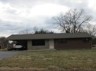 1488 18th Avenue Pl NE, Hickory, NC 28601