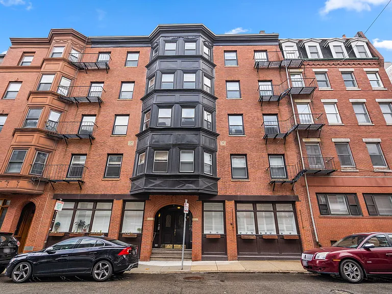 9 Battery St #7 — Photo 21