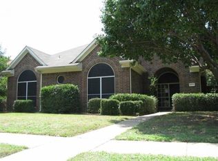 2218 Wren Ln, Lewisville, TX 75077