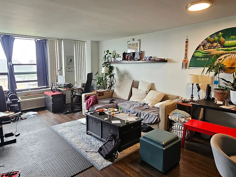 5100 N Marine Dr #13G — Photo 2