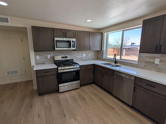 2nd image of 6331 S Cardinal Ave