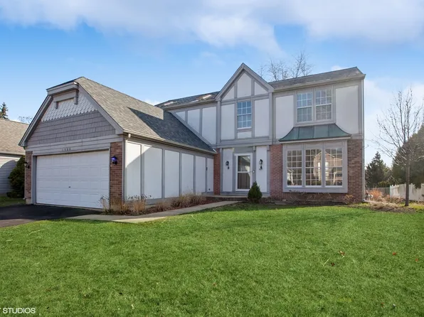 1089 Baybrook Ln, Carol Stream, IL 60188