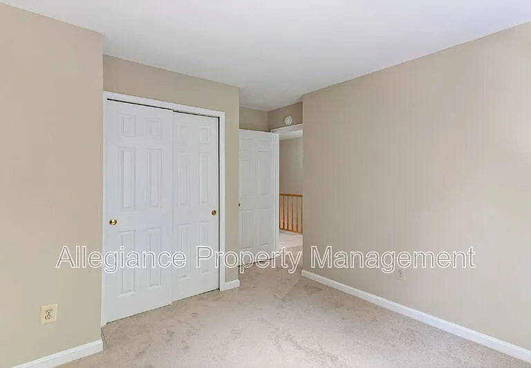 8073 Morning Meadow Ct — Photo 21