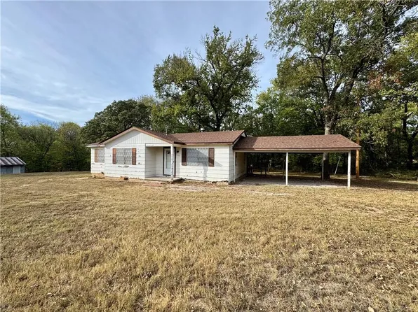 412 2nd St, Dearing, KS 67340