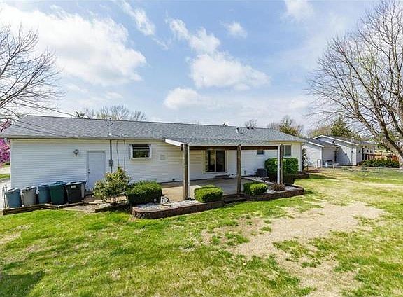 5th image of 2145 Calle Vista Dr