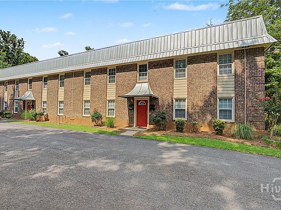 3rd image of 159 E Cloverhurst Avenue