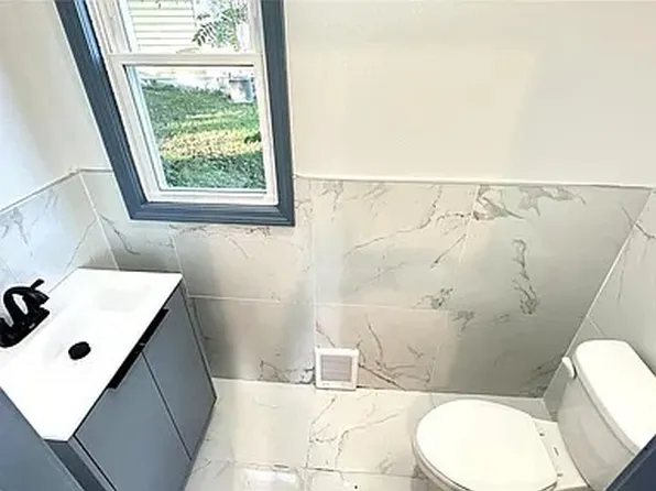 154 Smith St #0, Poughkeepsie, NY 12601