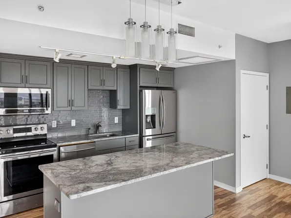 8161 33rd Ave S Unit 1004, Bloomington, MN 55425