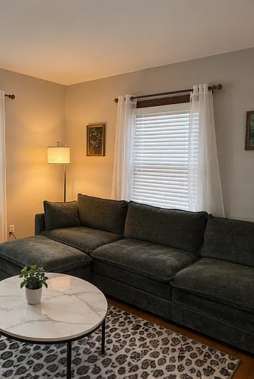 305 Beverly Pl — Photo 4