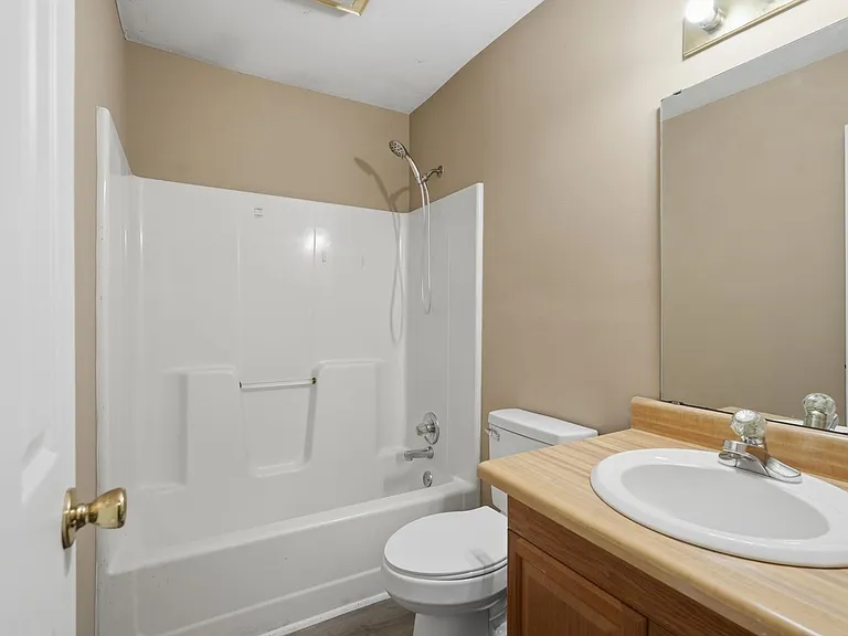 26990 Elkins Rd #K — Photo 10