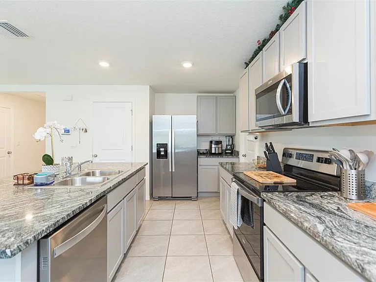 36703 Spanish Rose Dr — Photo 14
