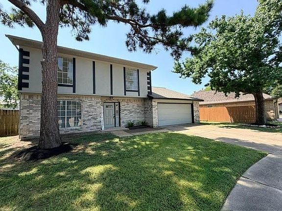 2nd image of 15511 Sungold Ct