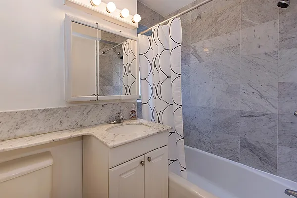 Rented by Corcoran | media 16