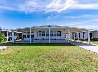 36744 Hibiscus Ct, Zephyrhills, FL 33542