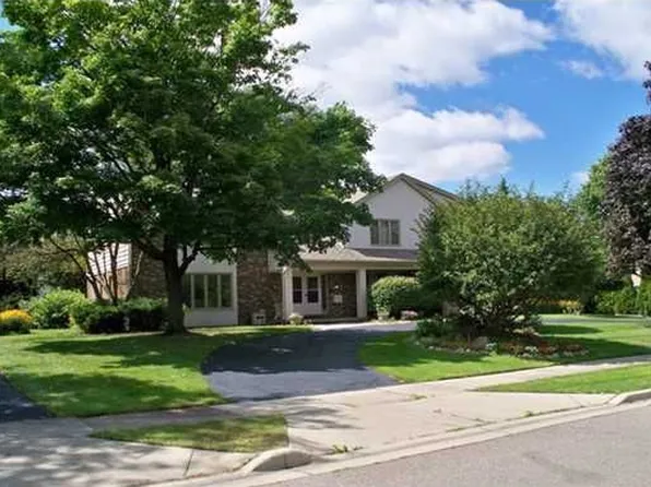 1525 Dennison Rd, East Lansing, MI 48823