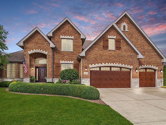 2nd image of 23084 Firenze Dr