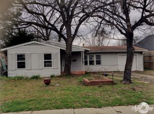 512 Alice St, Arlington, TX 76010