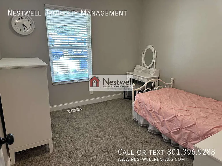 1236 E Cedar Ridge Rd — Photo 15
