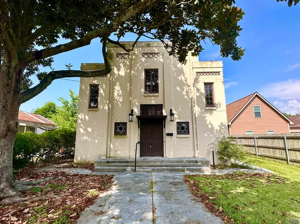 710 3rd St, Morgan City, LA 70380