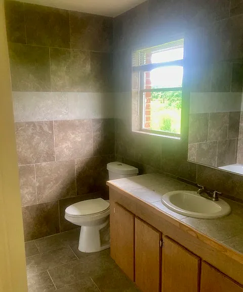 1001 McDonald Dr #11 — Photo 6