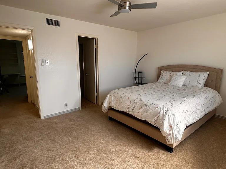 8102 Amelia Rd #H408 — Photo 10