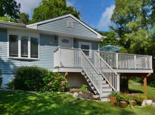 11 Pine St, Lake Peekskill, NY 10537