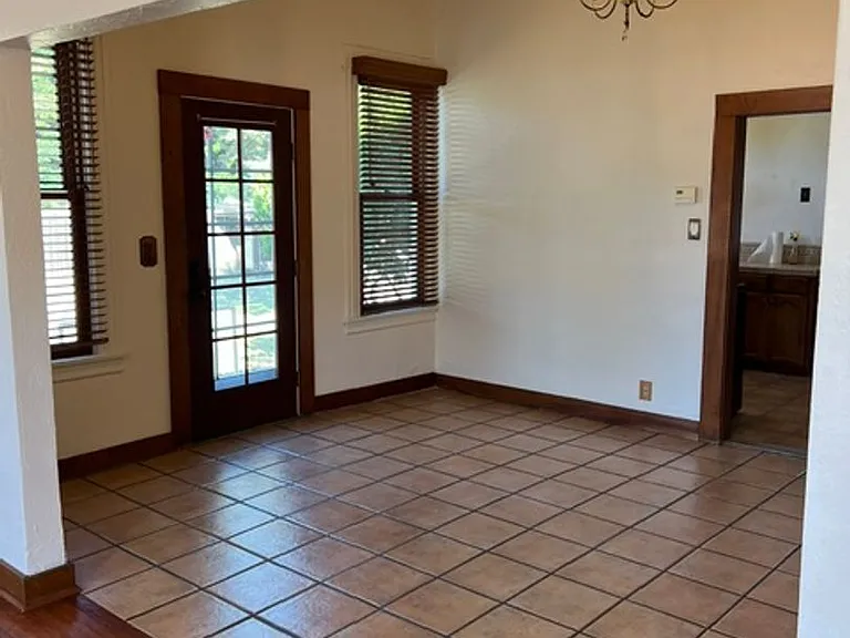 22220 G St — Photo 36