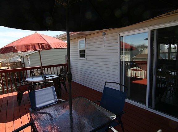 3rd image of 2648 Bainburg Dr