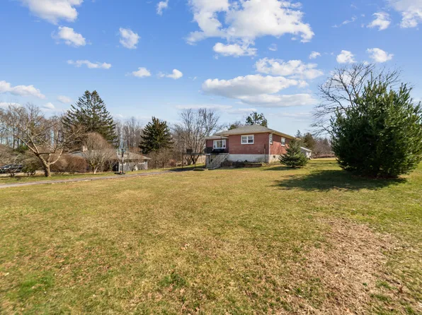 32 Frances Drive, Seymour, CT 06483