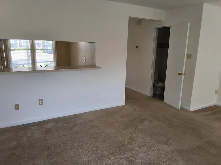 3044 Kim Dr — Photo 7