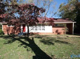 4413 Lakeview Dr NW, Huntsville, AL 35810