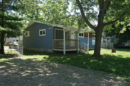 1127 California Ave Photo 1