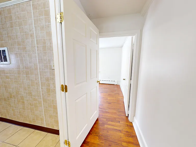 5223 John Marshall Hwy — Photo 32
