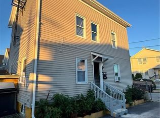 21 Noyes Ave, Providence, RI 02907