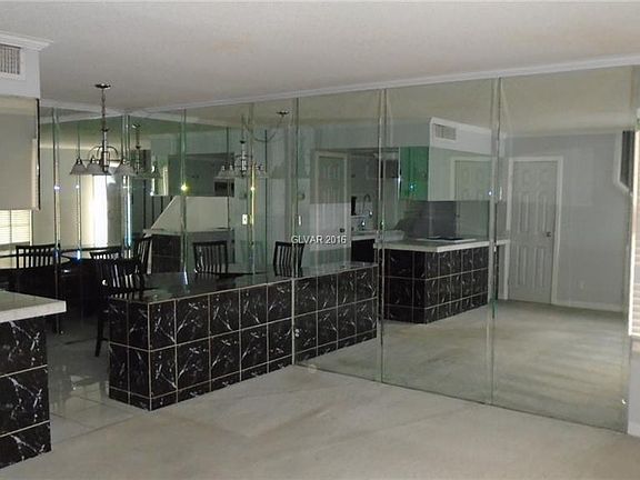 3rd image of 1449 Elizabeth Ave Unit 2