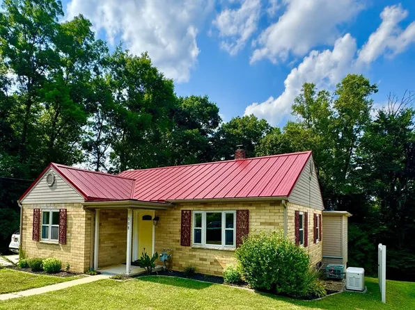 308 Northwest Rd, Logan, OH 43138