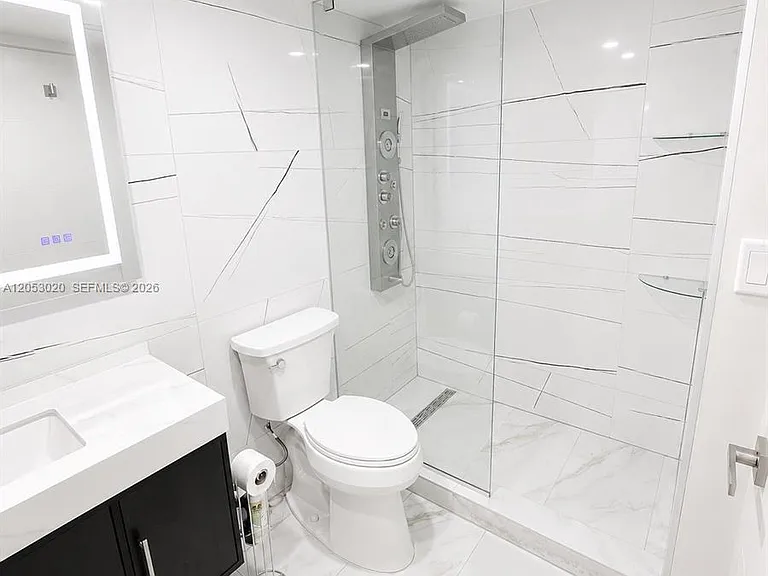 530 S Park Rd #2411 — Photo 12