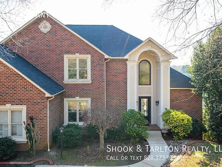 121 Pleasant Pointe Dr — Photo 9