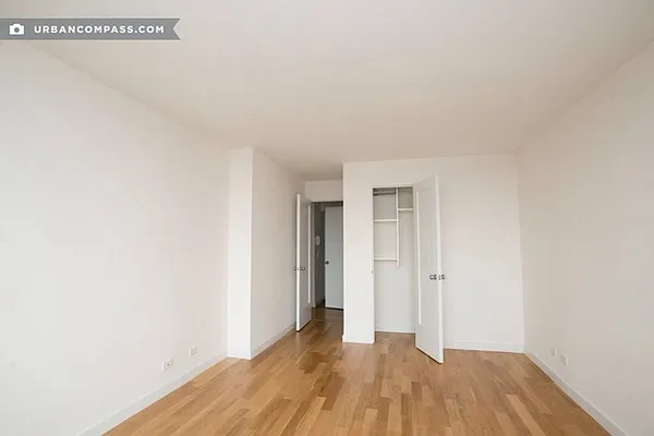 Rented by Compass | media 21