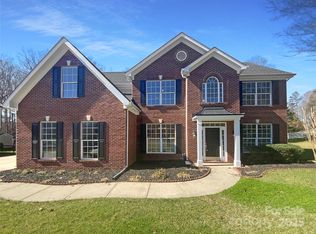 1000 High Brook Dr, Waxhaw, NC 28173