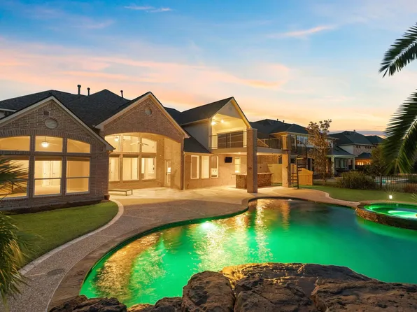 28527 Wild Mustang Ln, Fulshear, TX 77441