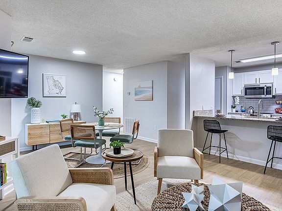 4th image of 2700 Double Churches Rd APT 706