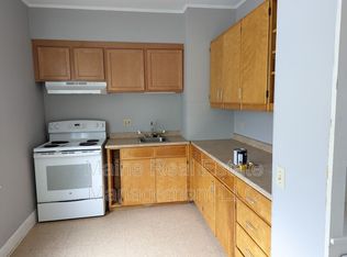 224 State St APT B, Bangor, ME 04401