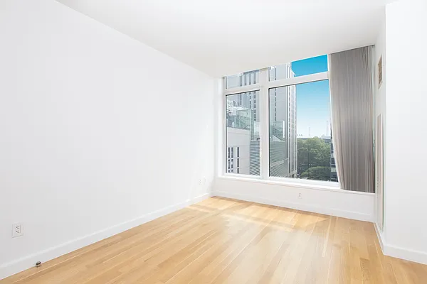 Rented by Compass | media 61