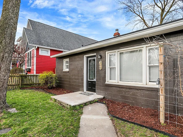 360 N Arsenal Ave — Photo 1