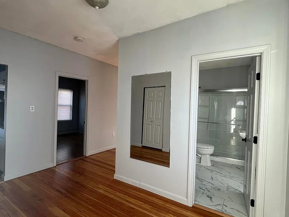 68 Benefit St #2