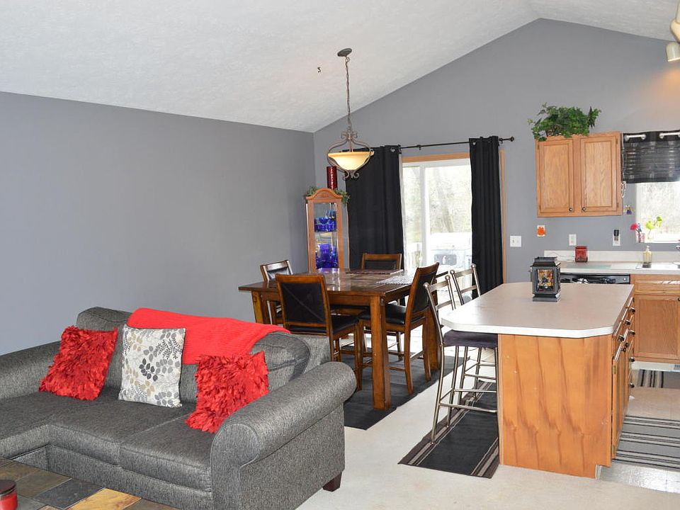 8459 Cochise Dr, Howard City, MI 49329 | Zillow
