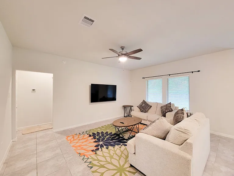 6523 Fiddlewood Thicket Ln — Photo 8